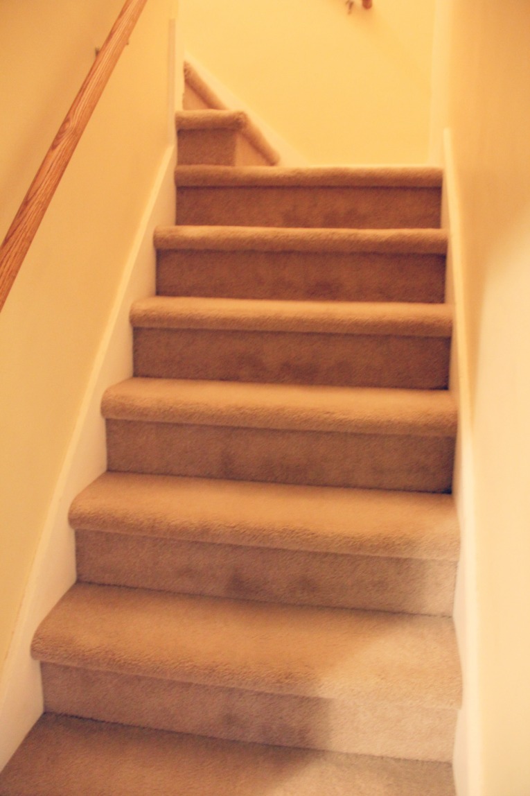 stairs to upstairs